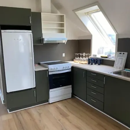 Apartment 3 Vaerelses Taet Faergen *